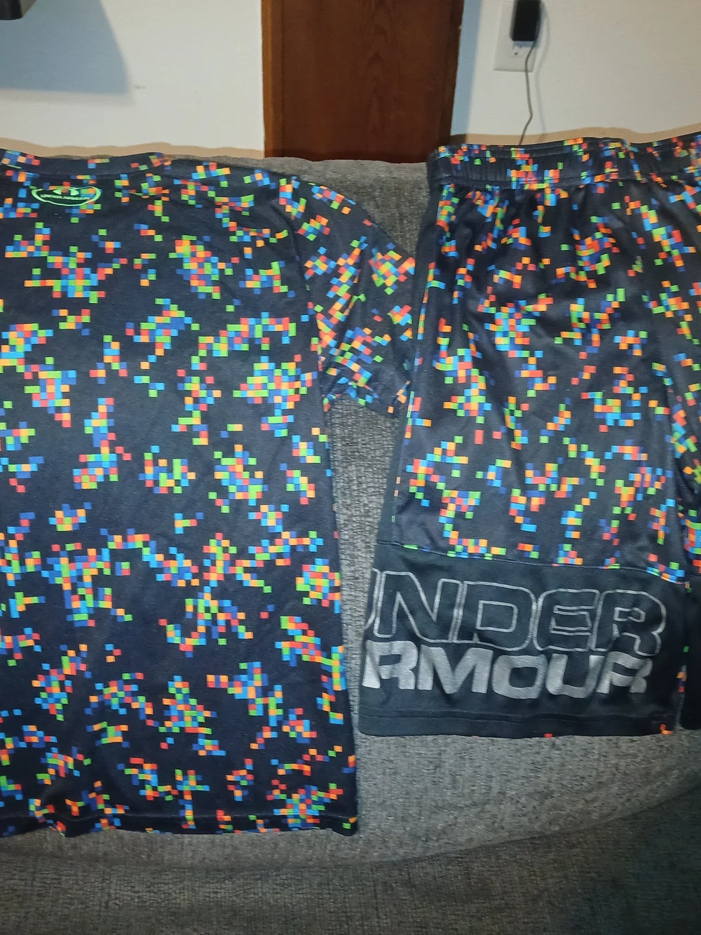 Under Armour Kids' Navy Pixel-Print Performance Tee